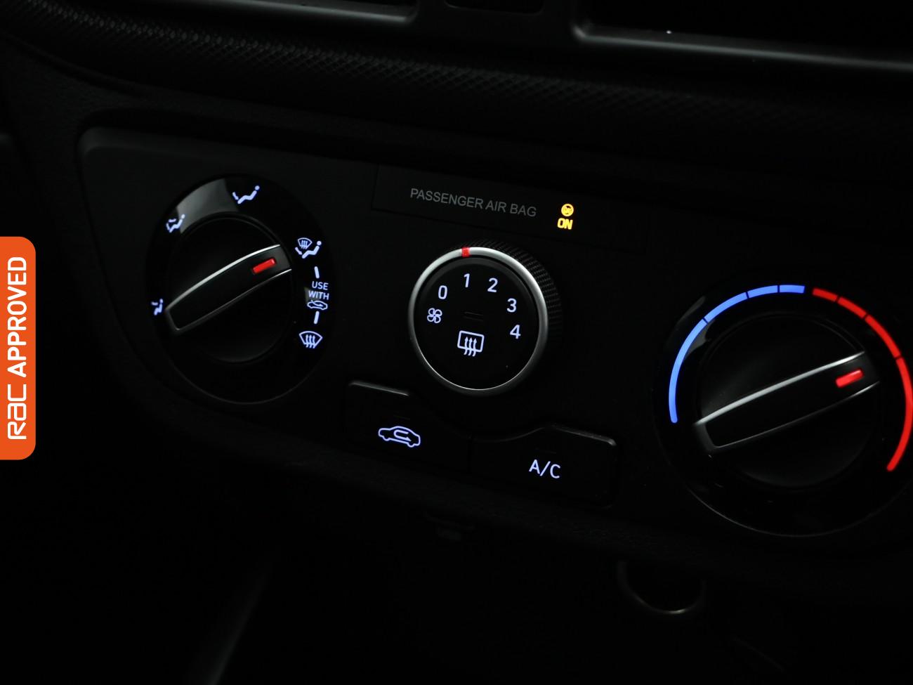 Used Hyundai i10 2023 for sale - 77451244: Photo 15