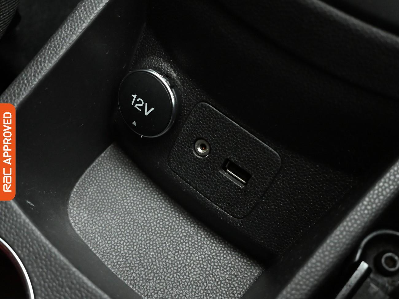 Used Ford Fiesta 2015 for sale - 77286827: Photo 14