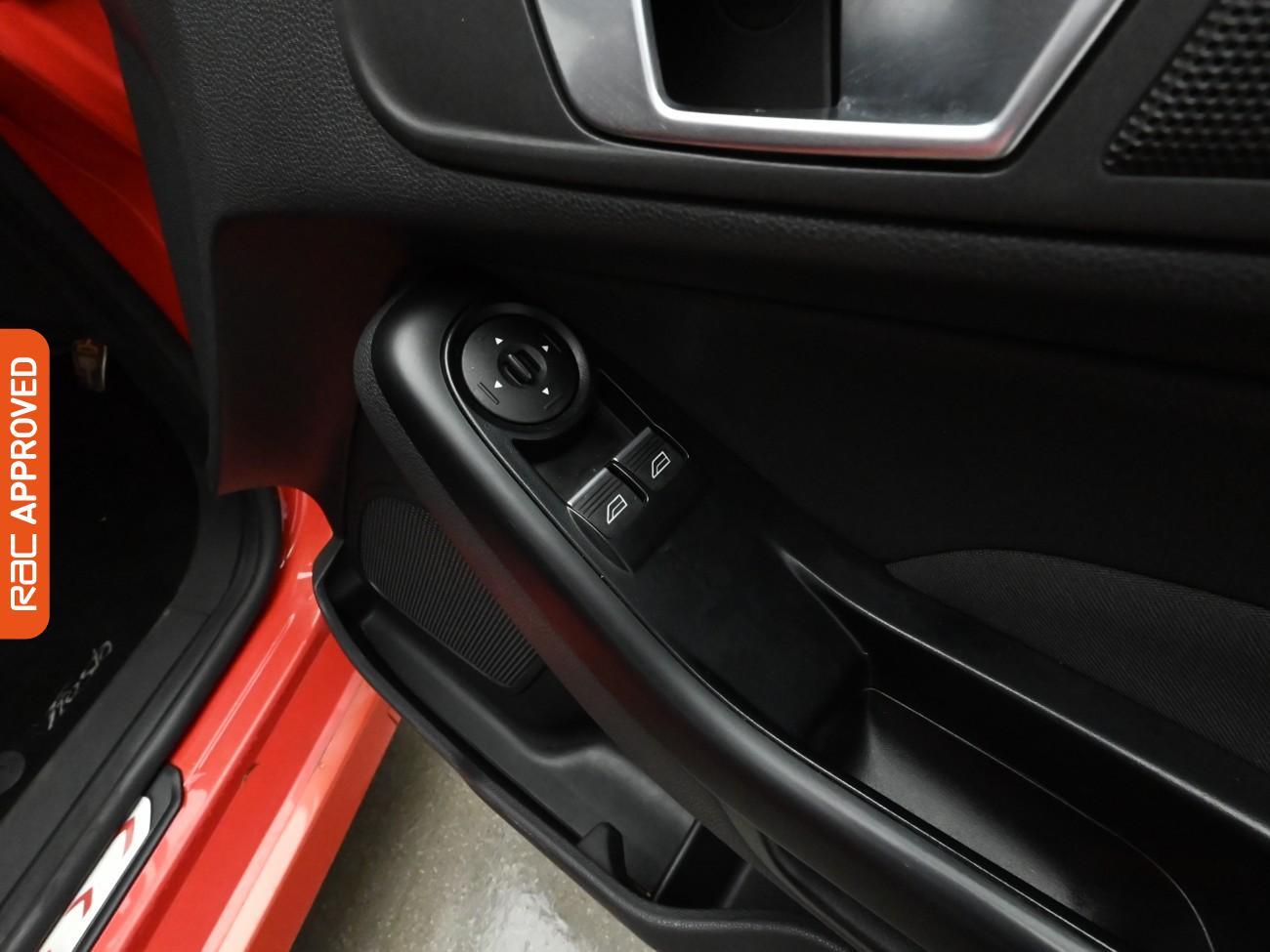 Used Ford Fiesta 2015 for sale - 77286827: Photo 27