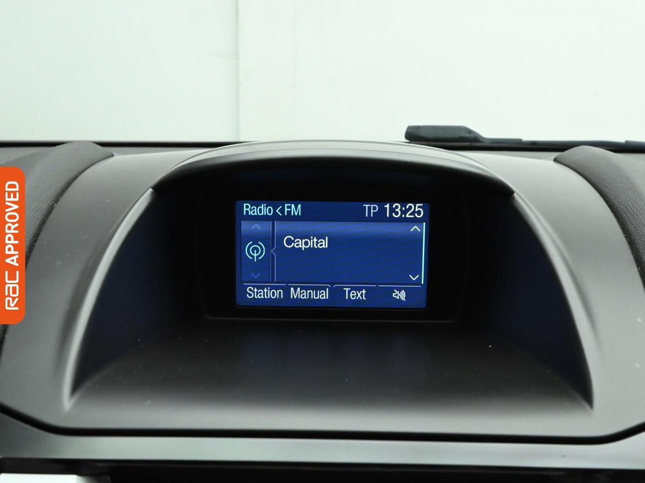 Used Ford Fiesta 2015 for sale - 77286827: Photo 3