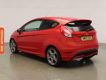 Used Ford Fiesta 2015 for sale - 77286827: Photo