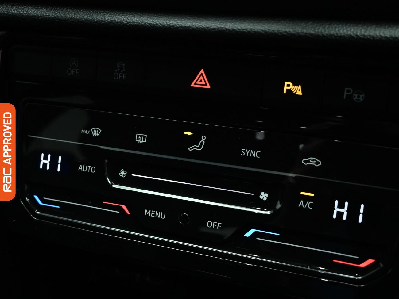 Used Volkswagen T-Roc 2023 for sale - 76509174: Photo 17