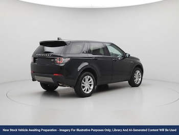Used Land Rover Discovery Sport 2018 for sale - 76515915: Photo