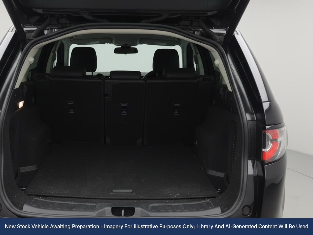 Used Land Rover Discovery Sport 2018 for sale - 76515915: Photo 6