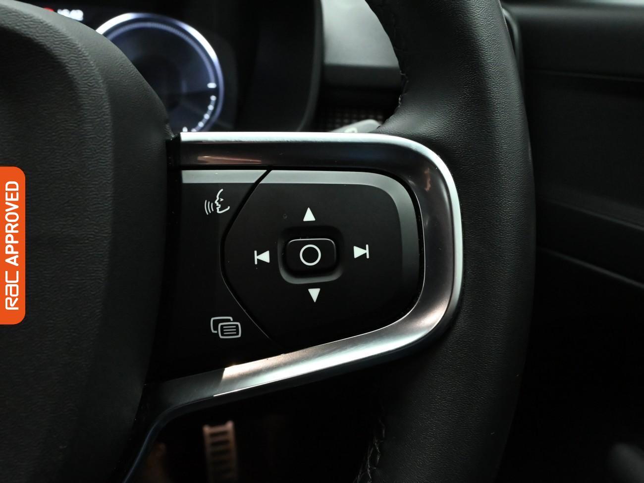 Used Volvo XC40 2021 for sale - 76520021: Photo 24