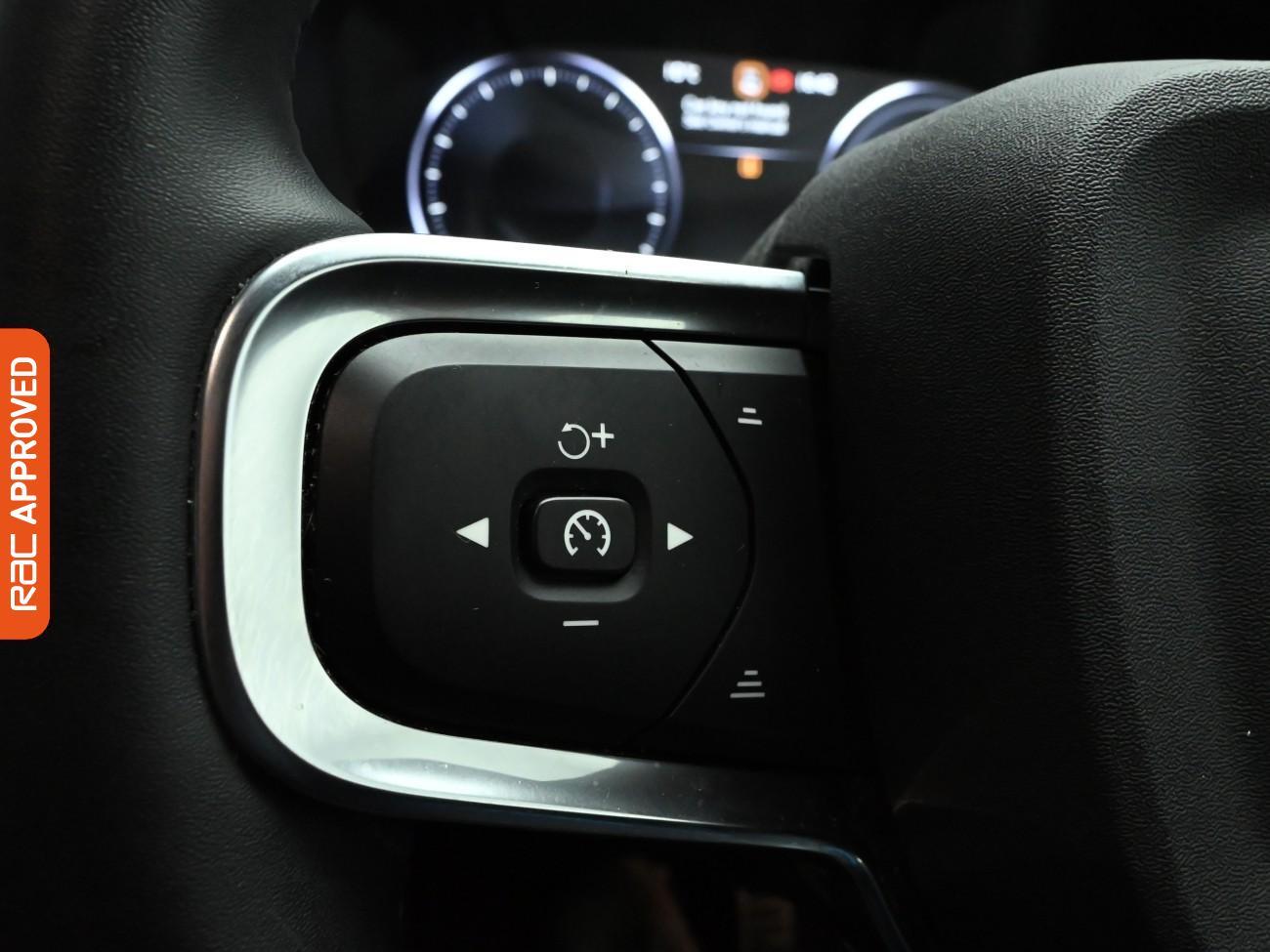 Used Volvo XC40 2021 for sale - 76520021: Photo 25