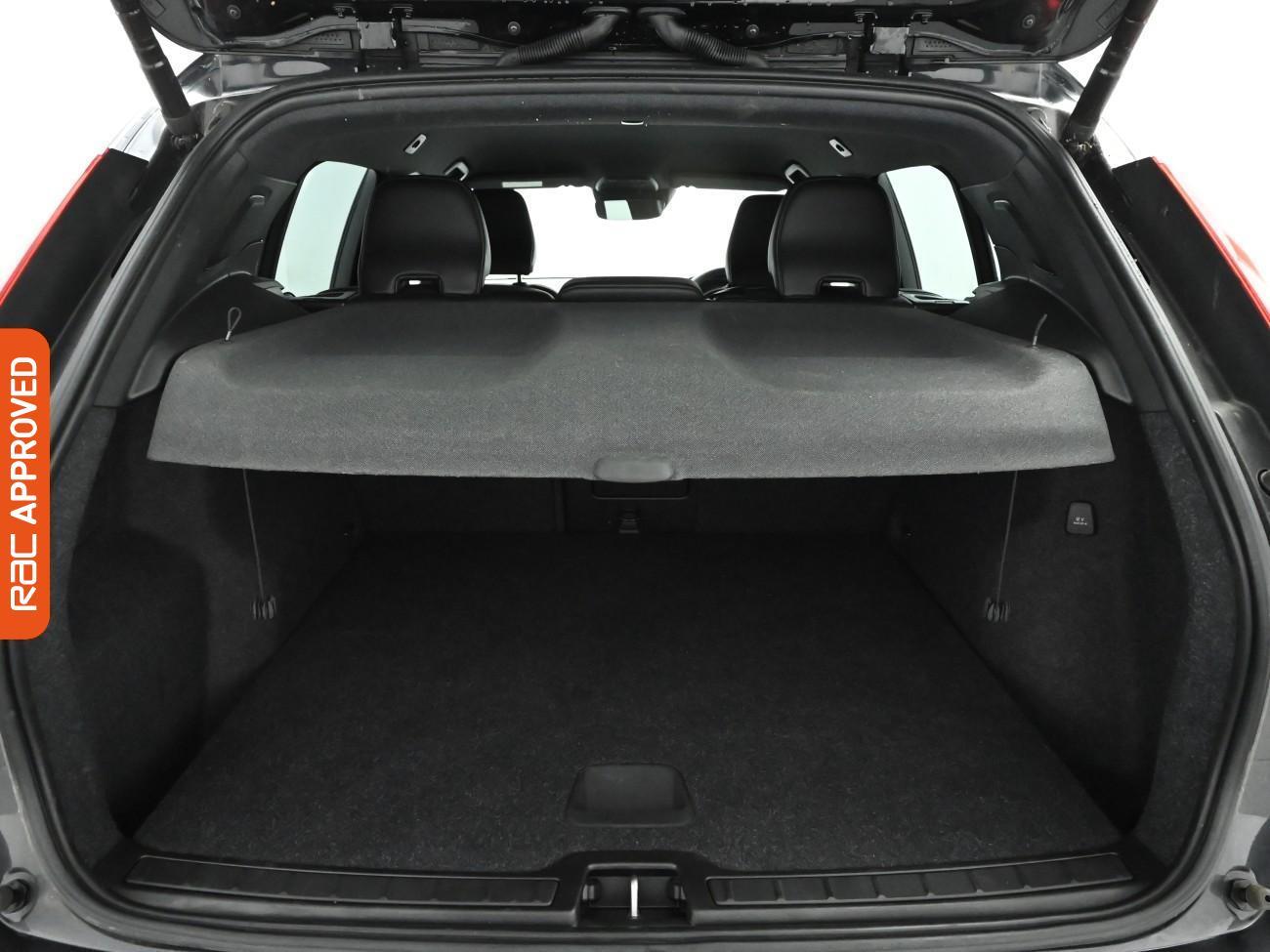 Used Volvo XC40 2021 for sale - 76520021: Photo 27