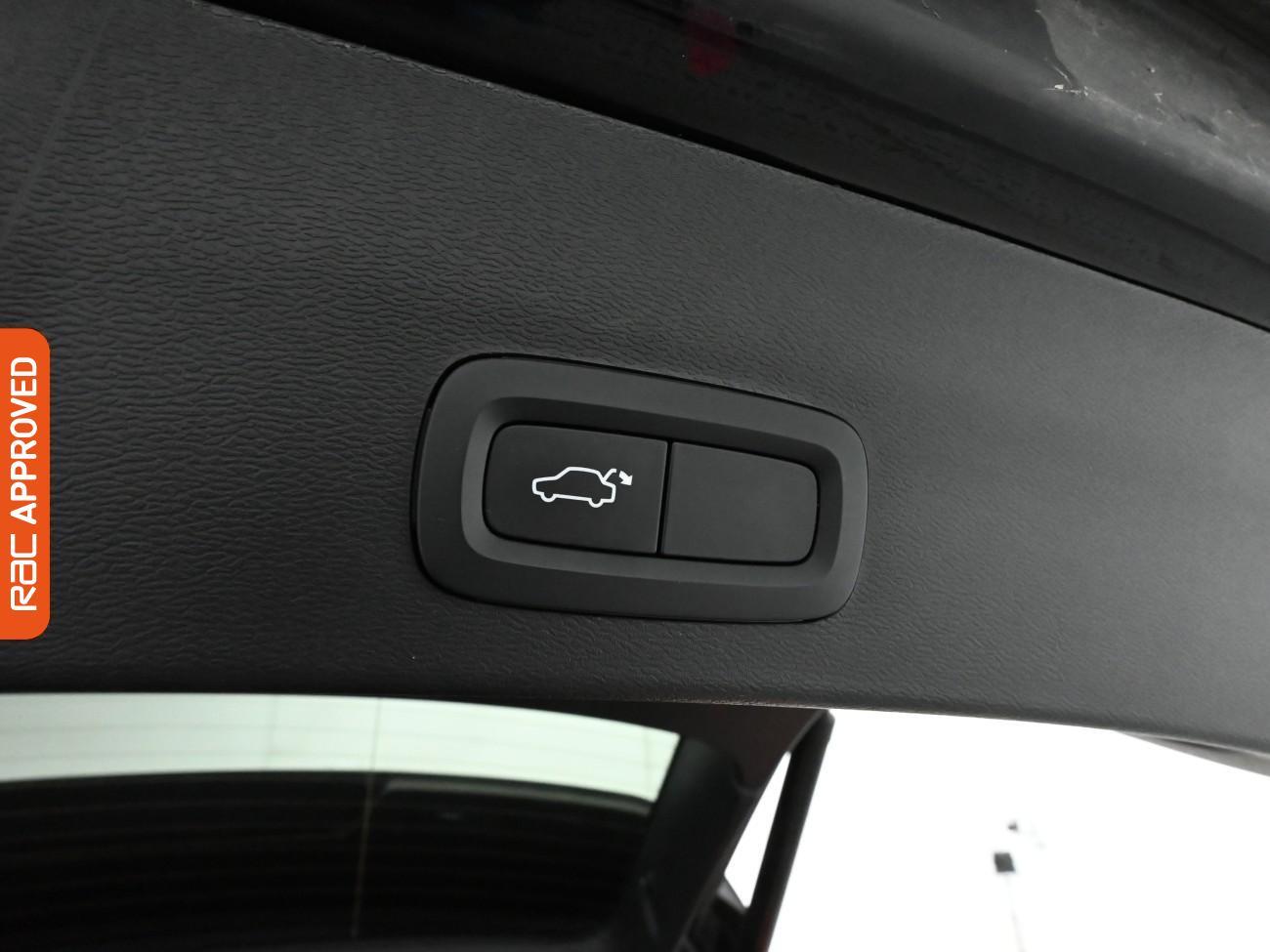 Used Volvo XC40 2021 for sale - 76520021: Photo 28