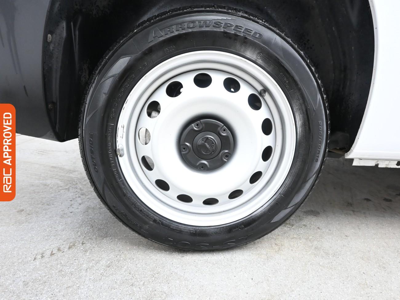 Used Vauxhall Combo 2022 for sale - 76558202: Photo 3