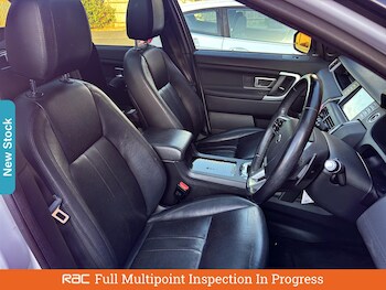Used Land Rover Discovery Sport 2019 for sale - 75898497: Photo
