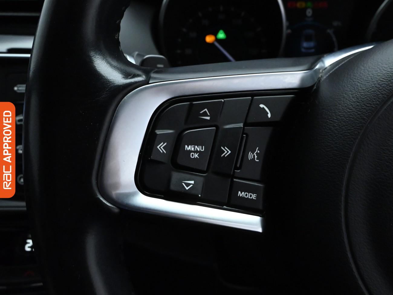 Used Jaguar F-Pace 2016 for sale - 76649210: Photo 23