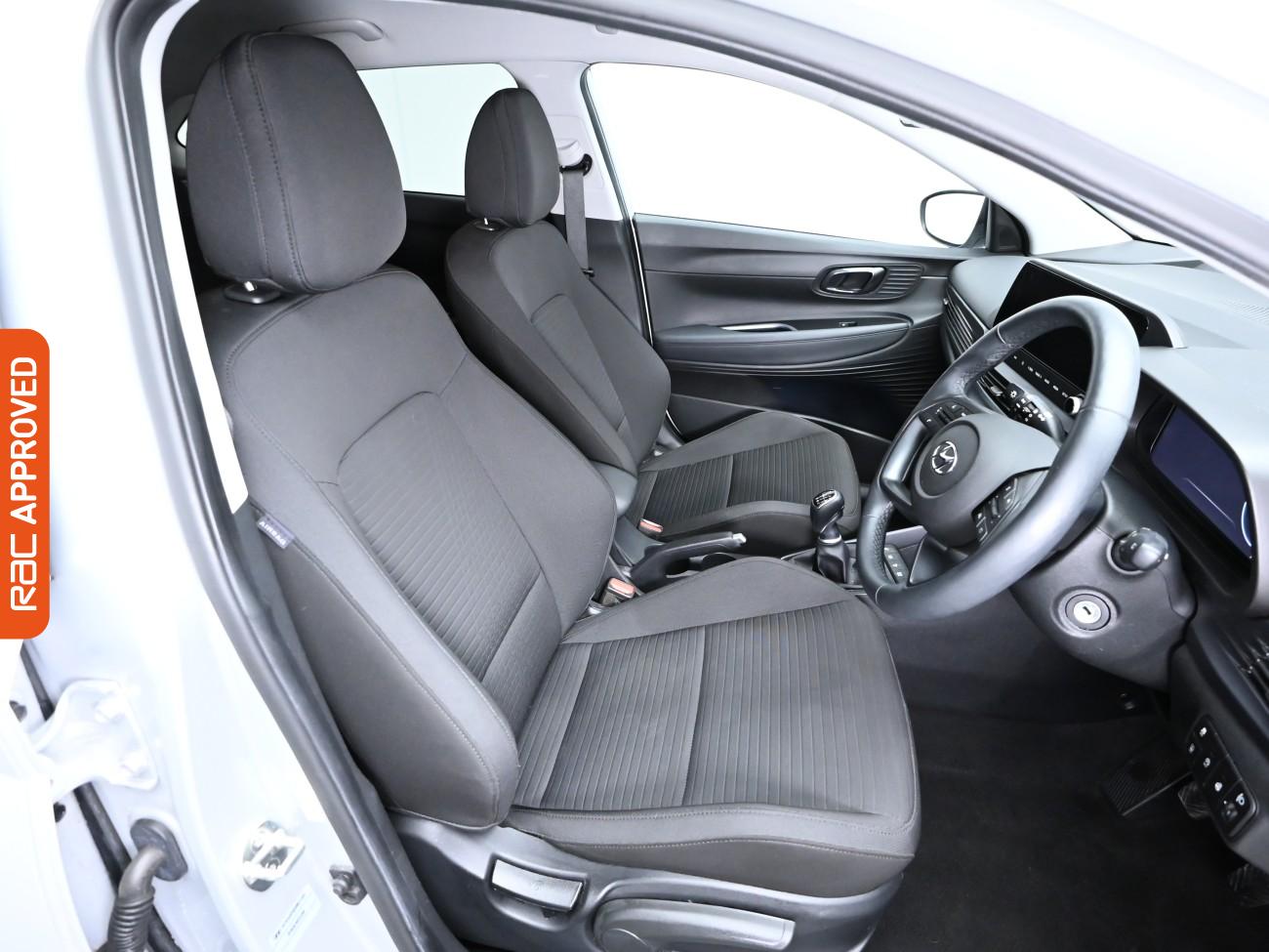 Used Hyundai i20 2021 for sale - 76300310: Photo 12