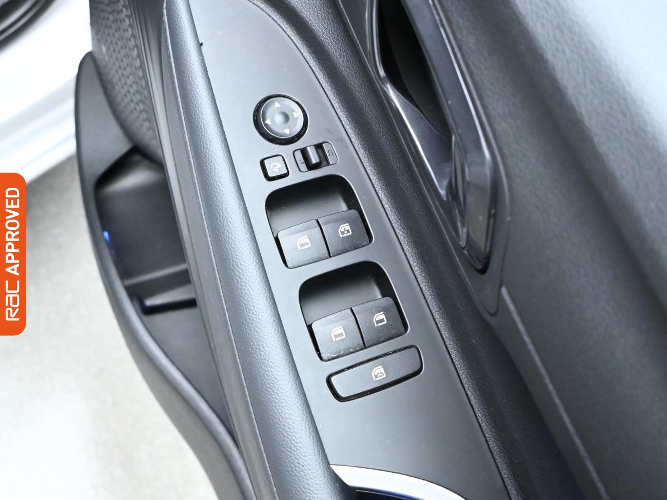 Used Hyundai i20 2021 for sale - 76300310: Photo 26