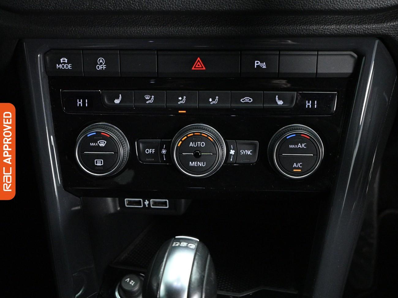 Used Volkswagen T-Roc 2019 for sale - 77764514: Photo 19