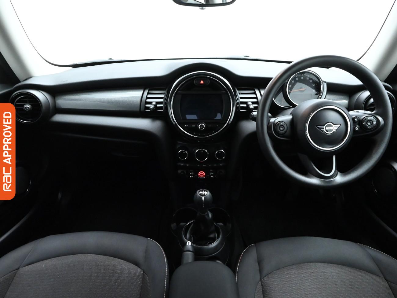 Used MINI Hatch 2020 for sale - 76429165: Photo 2