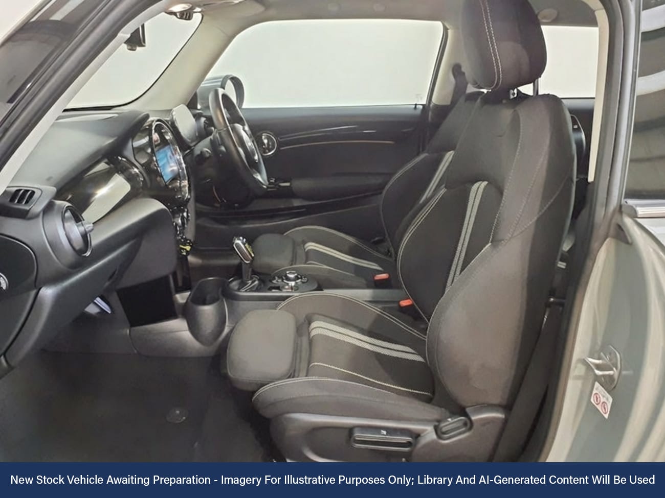 Used MINI Hatch 2022 for sale - 77083935: Photo 3