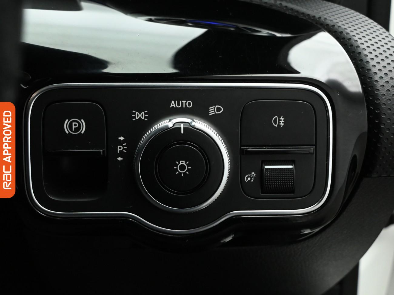 Used Mercedes-Benz A-Class 2019 for sale - 77601560: Photo 17