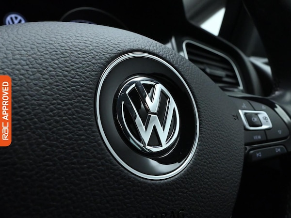 Used Volkswagen Golf 2019 for sale - 76274789: Photo 21