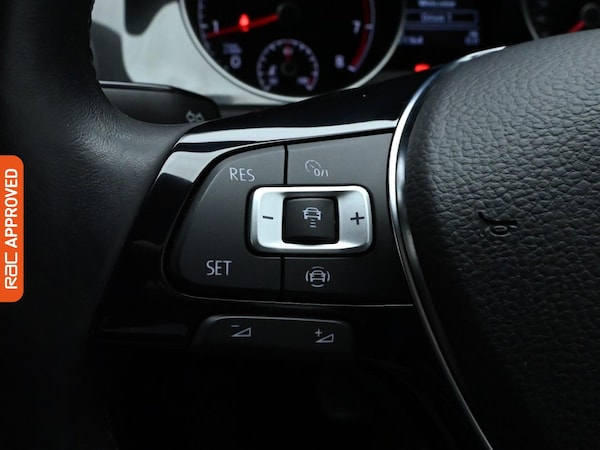 Used Volkswagen Golf 2019 for sale - 76274789: Photo 22