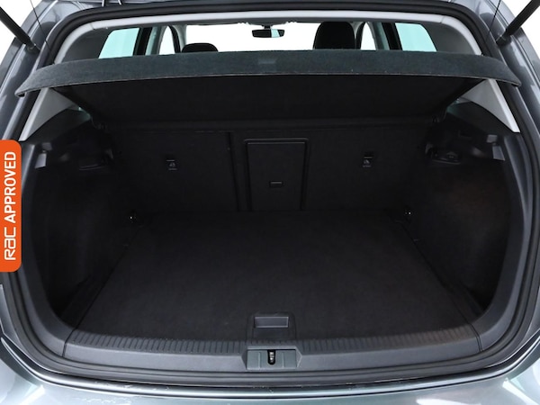 Used Volkswagen Golf 2019 for sale - 76274789: Photo 24