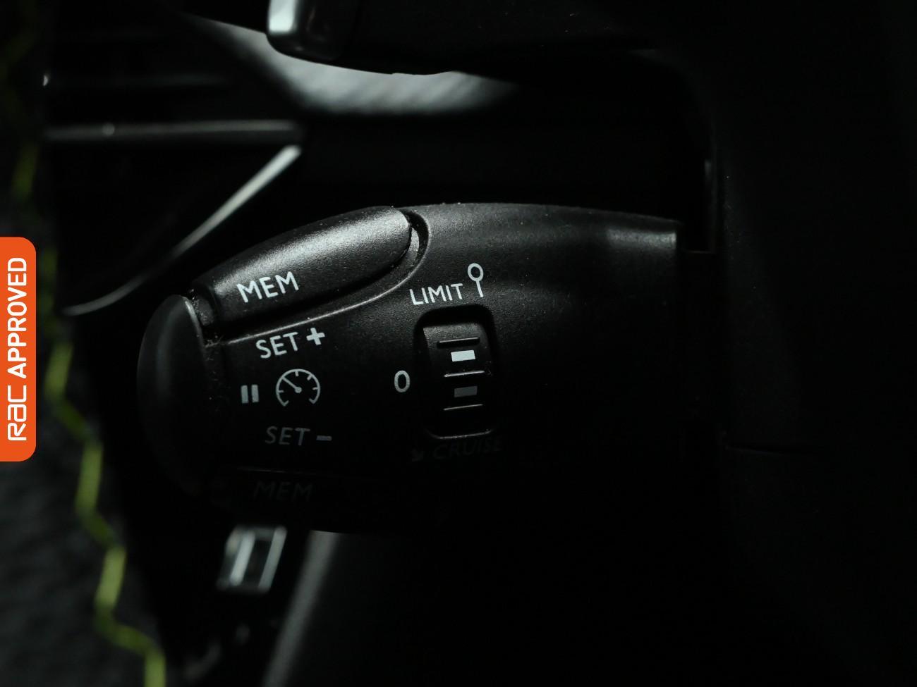 Used Peugeot 2008 2023 for sale - 76739645: Photo 14