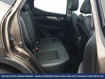 Used Nissan Qashqai 2017 for sale - 76929205: Photo