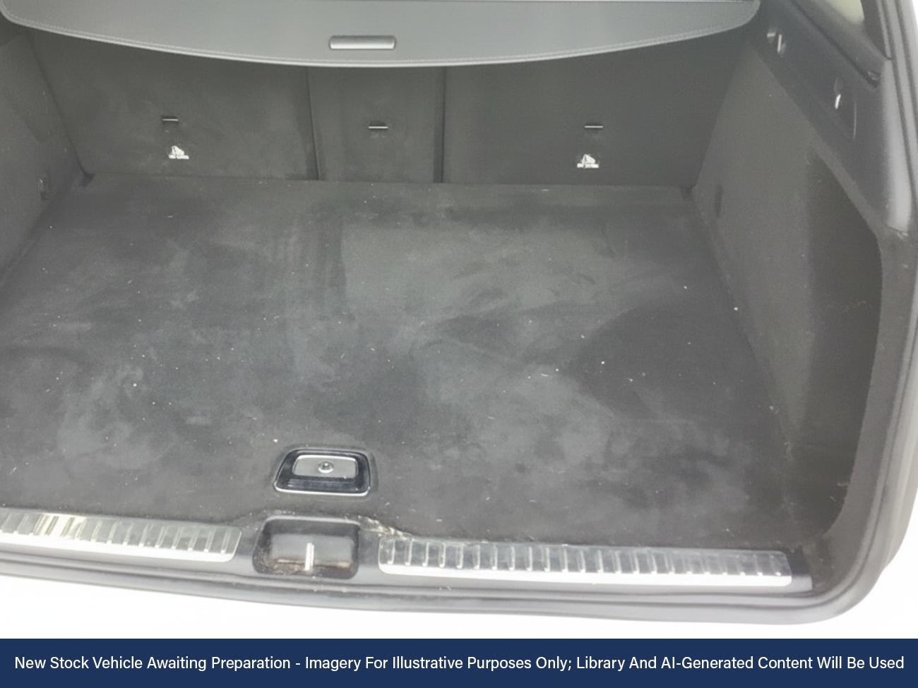 Used Mercedes-Benz GLC 2016 for sale - 76845514: Photo 4