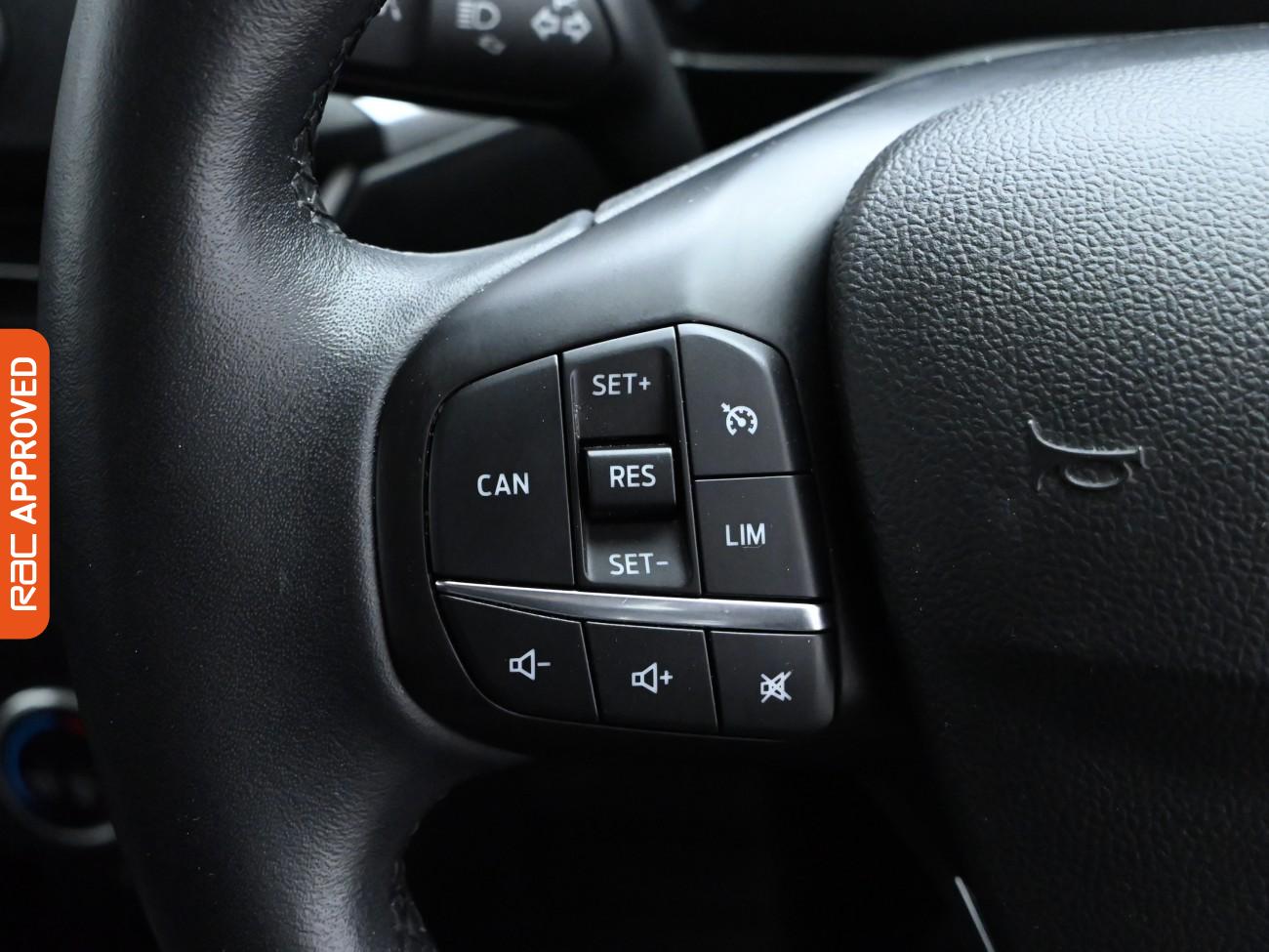 Used Ford Focus 2020 for sale - 76143807: Photo 19