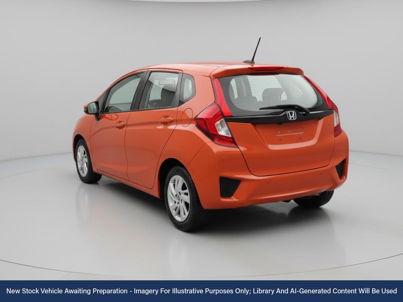 Used Honda Jazz 2017 for sale - 76611944: Photo 2
