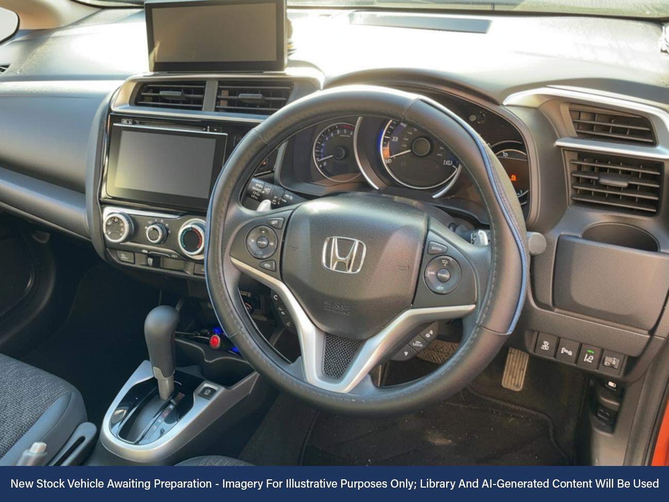 Used Honda Jazz 2017 for sale - 76611944: Photo 3