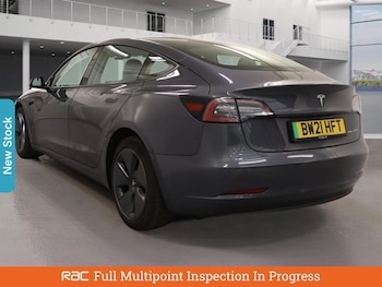 Used Tesla Model 3 2021 for sale - 76047486: Photo