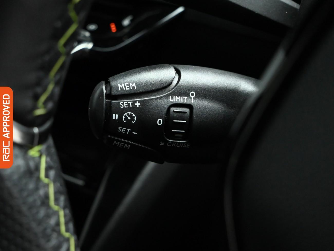 Used Peugeot E-2008 2021 for sale - 76723918: Photo 24