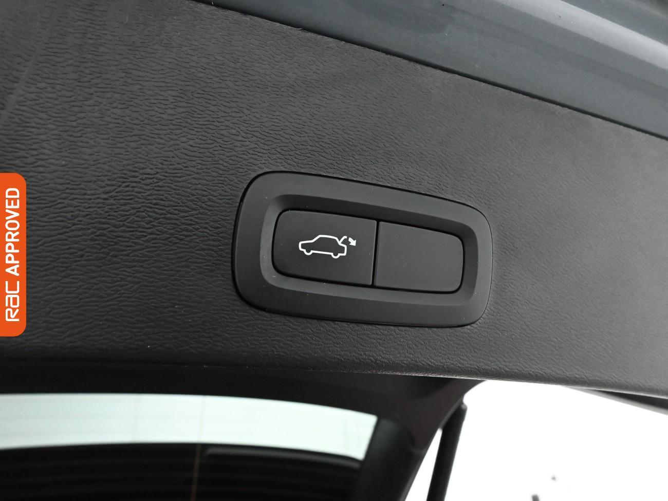 Used Volvo XC40 2022 for sale - 76798455: Photo 29