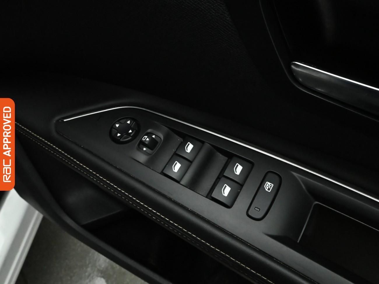 Used Peugeot 5008 2018 for sale - 77582726: Photo 36