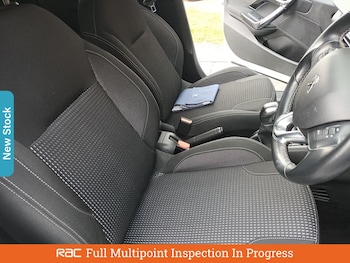 Used Peugeot 208 2019 for sale - 75898536: Photo