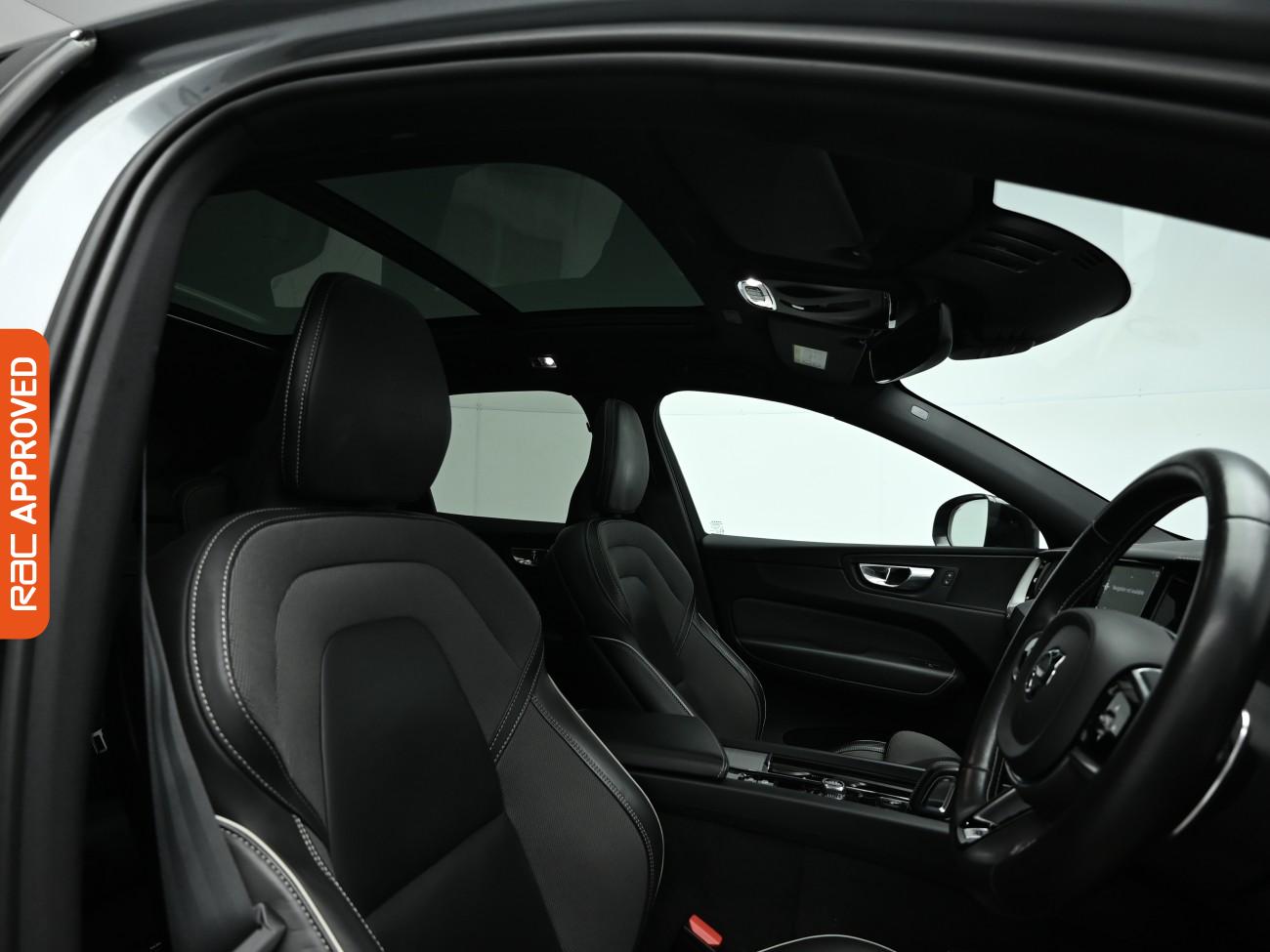 Used Volvo XC60 2020 for sale - 77502162: Photo 3