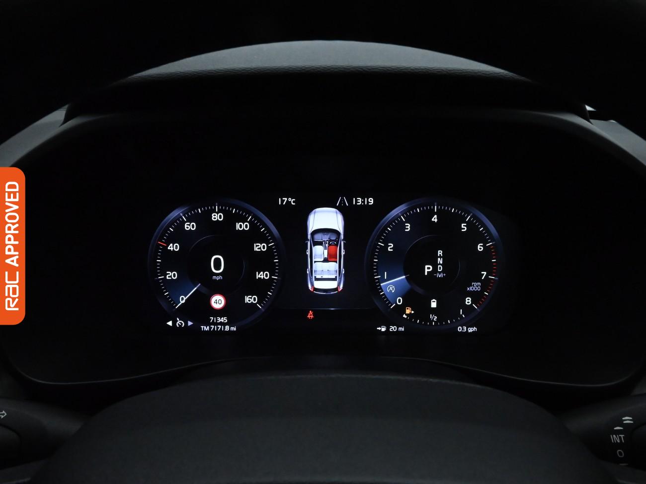 Used Volvo XC40 2021 for sale - 76264051: Photo 11