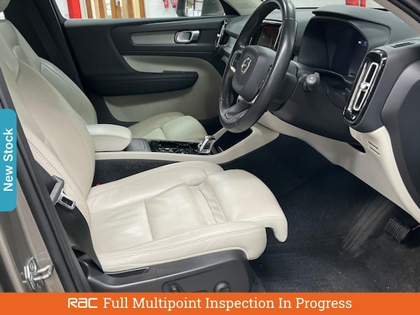 Used Volvo XC40 2021 for sale - 76264051: Photo 3