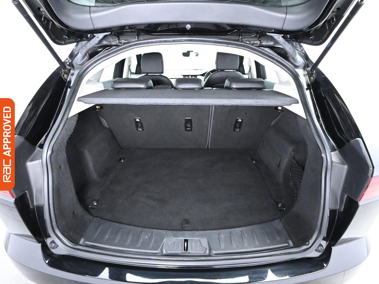 Used Jaguar E-Pace 2019 for sale - 76133674: Photo 27