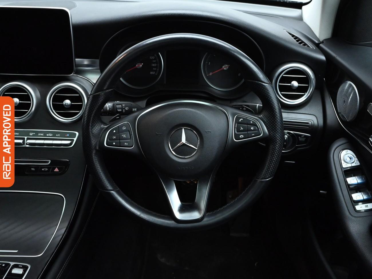 Used Mercedes-Benz GLC 2019 for sale - 76115197: Photo 9
