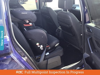 Used Volkswagen Touran 2016 for sale - 75968424: Photo