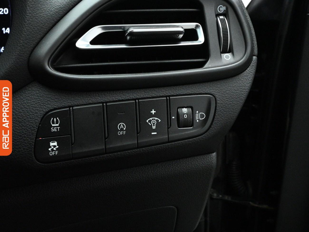 Used Hyundai i30 2023 for sale - 77747835: Photo 23