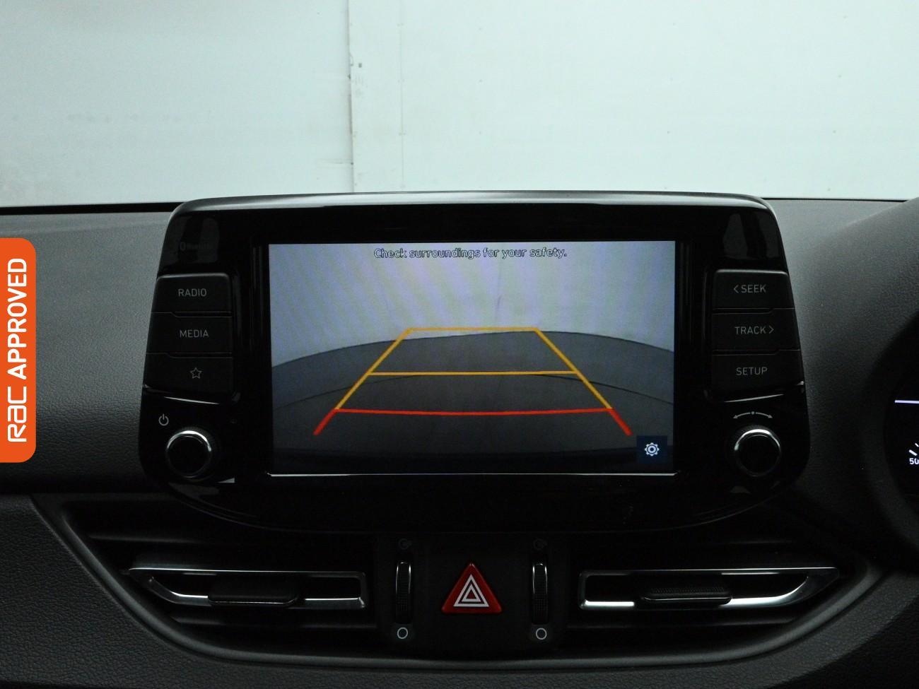 Used Hyundai i30 2023 for sale - 77747835: Photo 3