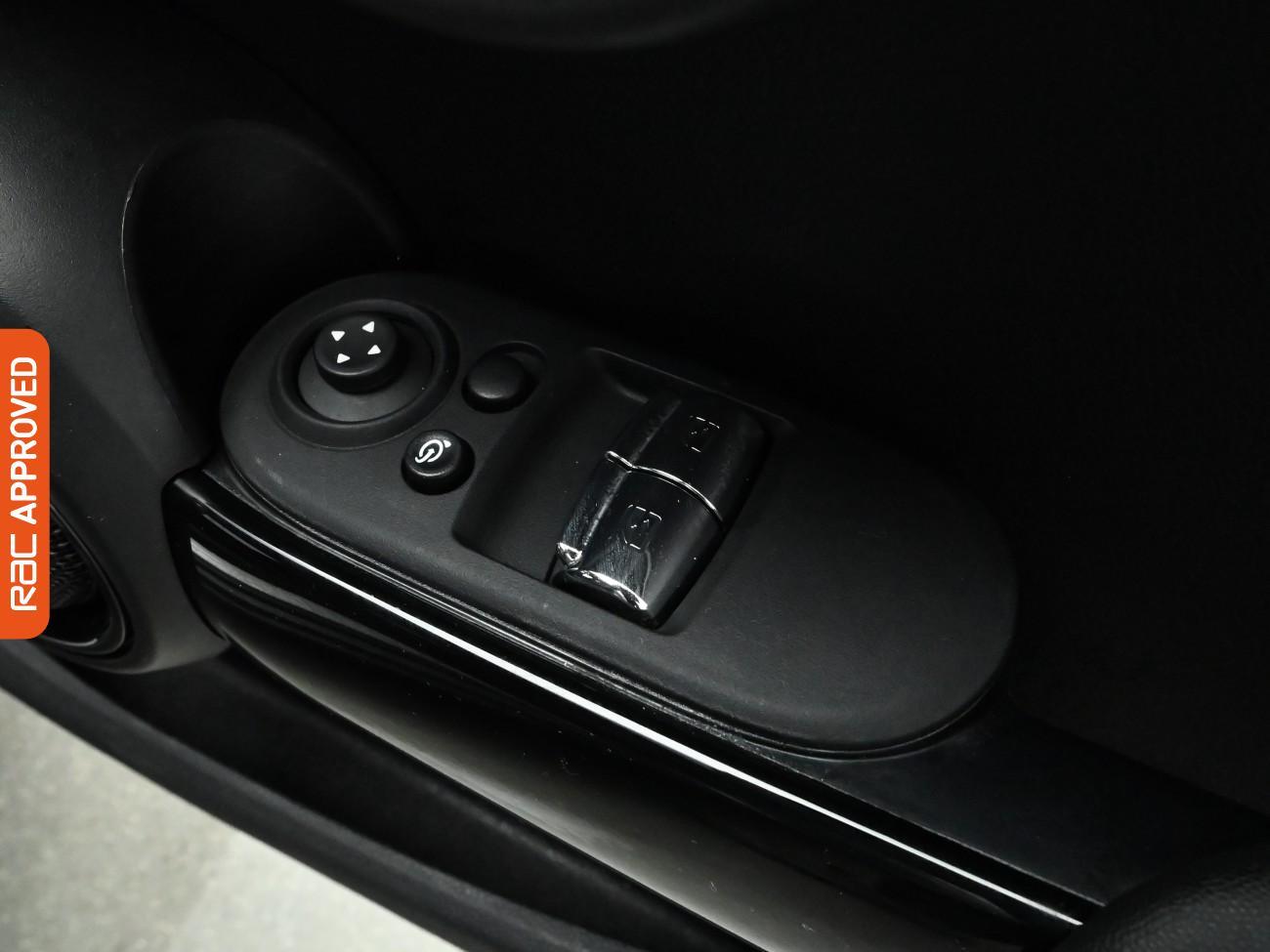 Used MINI Electric Hatch 2021 for sale - 76412784: Photo 31