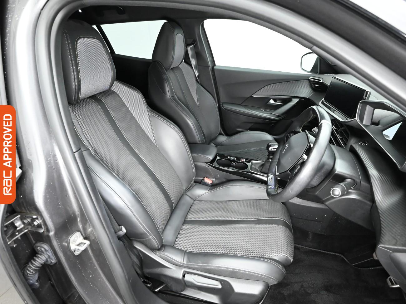 Used Peugeot 2008 2022 for sale - 76723849: Photo 11