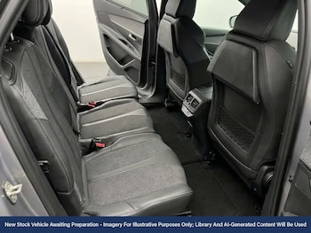 Used Peugeot 5008 2018 for sale - 77642117: Photo