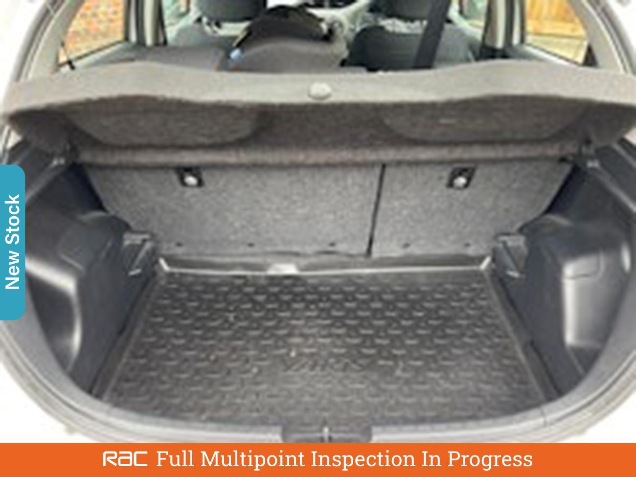 Used Toyota Yaris 2020 for sale - 76364745: Photo 7