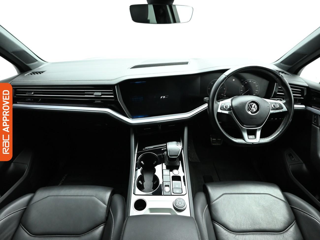 Used Volkswagen Touareg 2019 for sale - 77340742: Photo 2