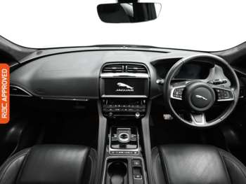 Used Jaguar F-Pace 2021 for sale - 74937551: Photo