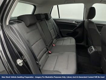 Used Volkswagen Golf 2018 for sale - 78577325: Photo
